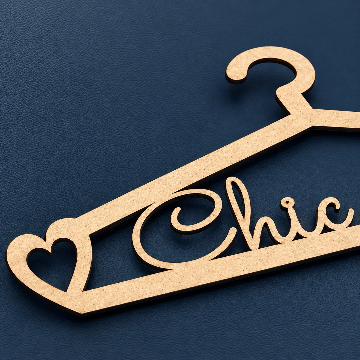 Cabide Personalizado em MDF