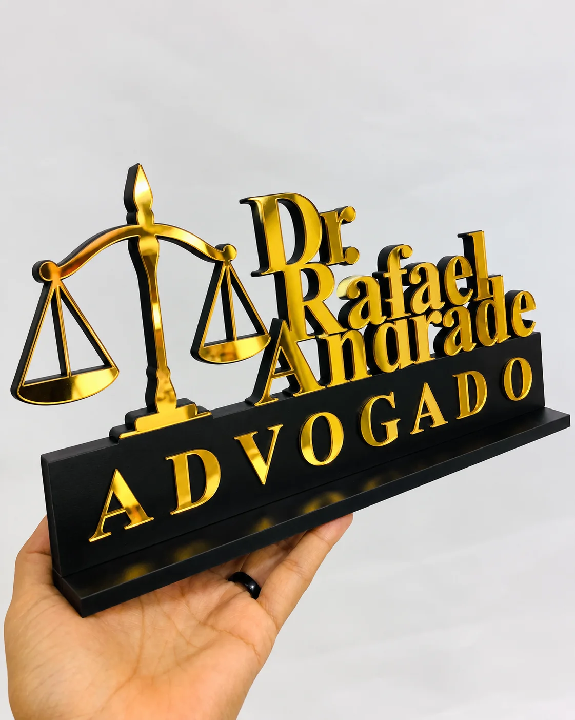 Display de Mesa em MDF e Acrílico