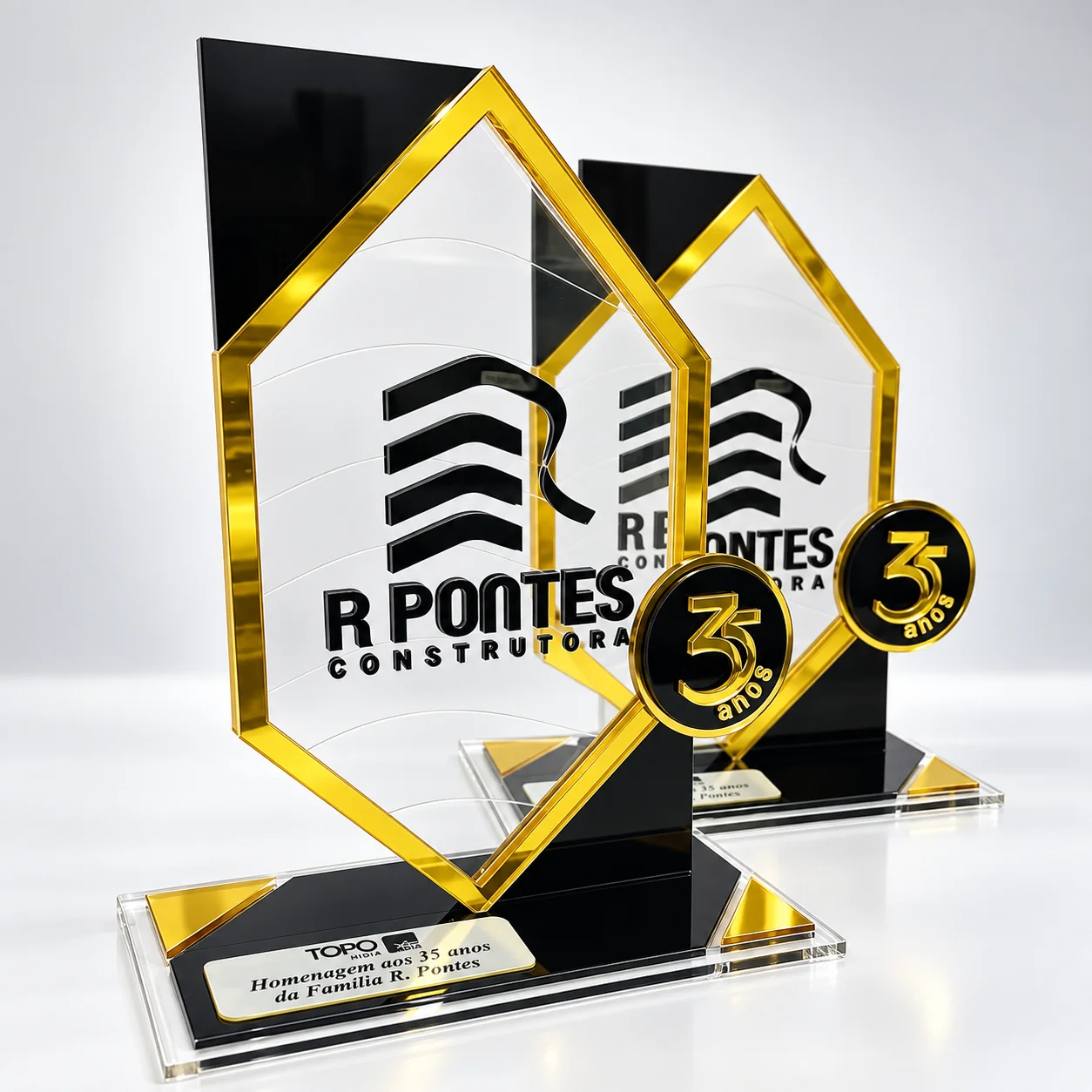 Troféus Personalizados em Acrílico